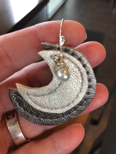 Moon Earrings and Pendant embroidery design for Vinyl and Leather