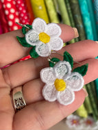 Boucles d’oreilles Daisy FSL - Boucles d’oreilles en dentelle autoportantes In the Hoop