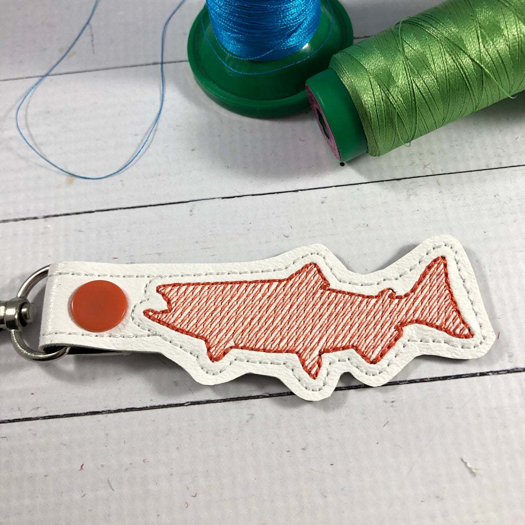Diseño de bordado con pestaña a presión de color salmón SKETCH y FILL Incluido