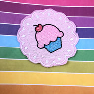 Frilly Framed Cupcake Embroidery Design