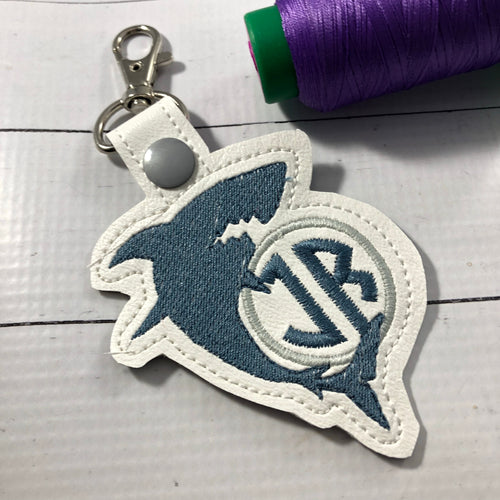 Monogram BLANK Shark tag snap tab for 4x4 hoops