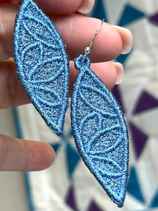 Boucles d’oreilles Pirouette FSL - Boucles d’oreilles en dentelle autoportantes In the Hoop