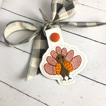 Turkey snap tab In the Hoop embroidery design