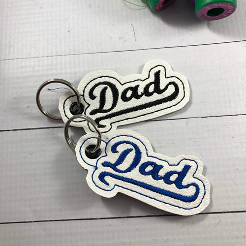 Papa Word Art Oeillet Tags