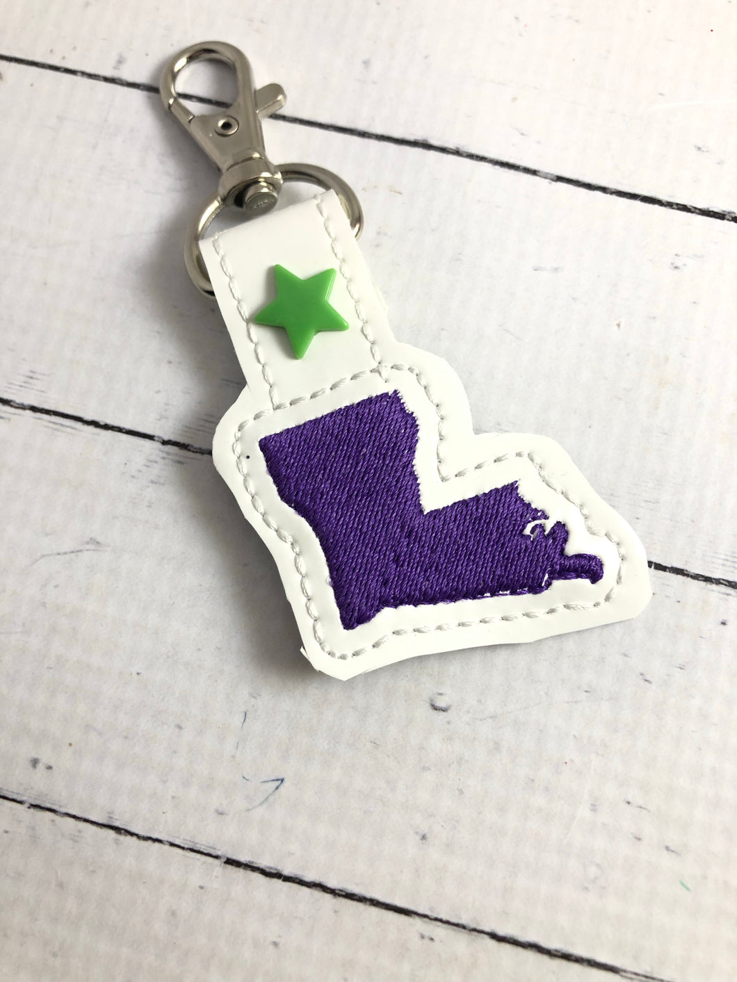 Tiny Louisiana snap tab In The Hoop embroidery design