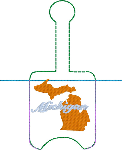 Michigan Hand Sanitizer Holder Snap Tab Versión en el proyecto de bordado de aro 1 oz BBW para aros 5x7