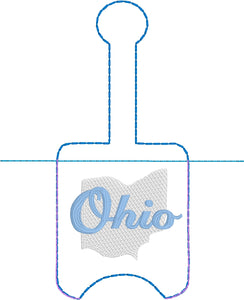 Ohio Hand Sanitizer Holder Snap Tab Versión en el proyecto de bordado de aro 1 oz BBW para aros 5x7