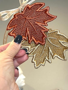 Maple Leaf Freestanding Lace Ornament or Bookmark for 4x4 hoops